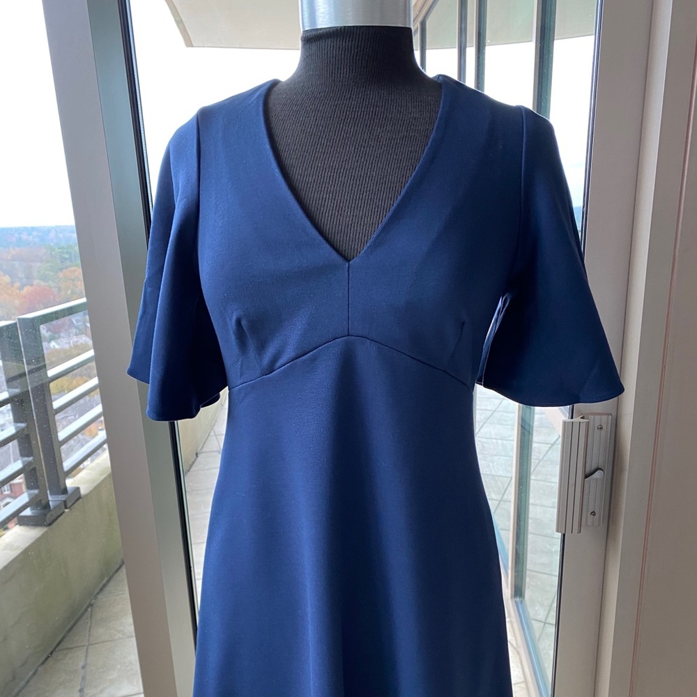 AMANDA UPRICHARD: (REVOLVE) NAVY V-NECK DRESS-NWT